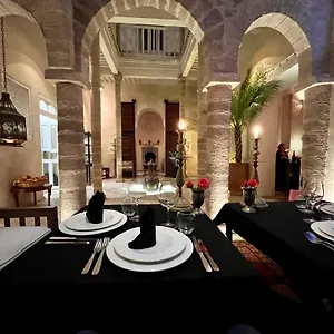 riad-malaika.essaouirahotels.net/